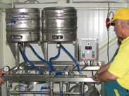 KG 02 washing disinfection and filling beer into keg barrels a2